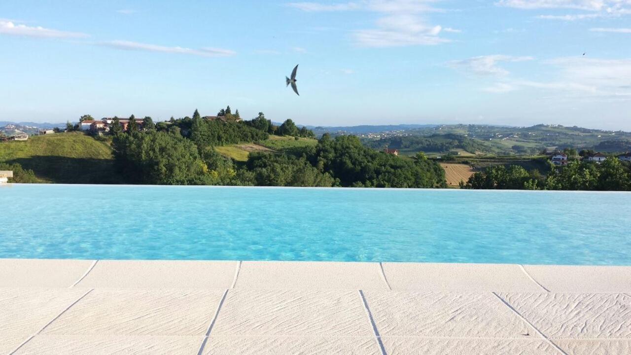 Vigliano d'Asti Alta Villa The Countryhouse Adults Only Boutique Bnb מראה חיצוני תמונה