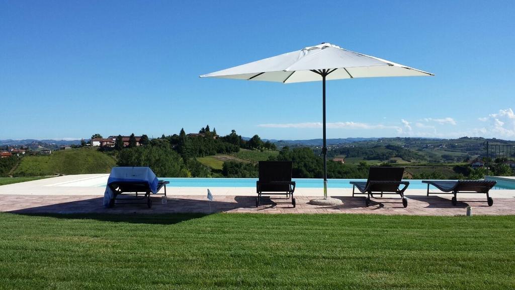 Vigliano d'Asti Alta Villa The Countryhouse Adults Only Boutique Bnb מראה חיצוני תמונה