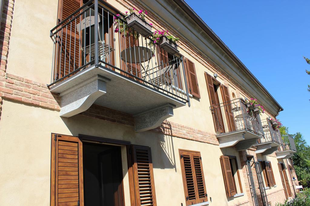 Vigliano d'Asti Alta Villa The Countryhouse Adults Only Boutique Bnb מראה חיצוני תמונה