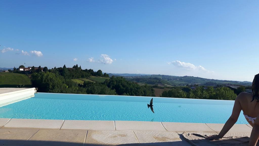 Vigliano d'Asti Alta Villa The Countryhouse Adults Only Boutique Bnb מראה חיצוני תמונה