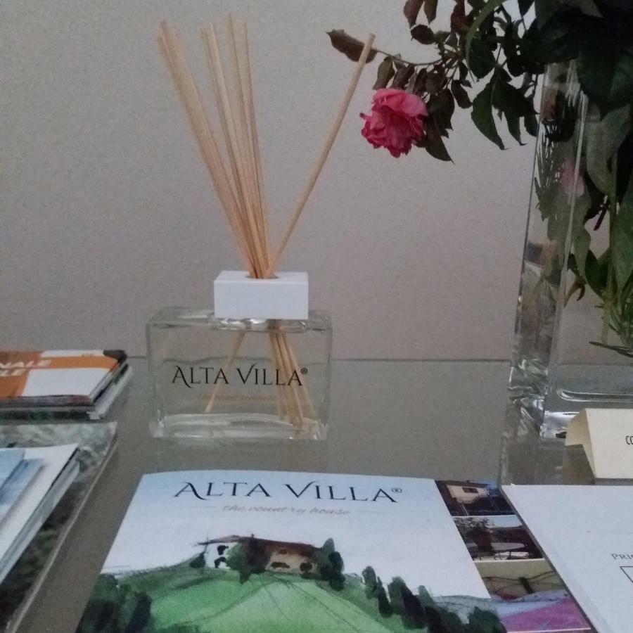 Vigliano d'Asti Alta Villa The Countryhouse Adults Only Boutique Bnb מראה חיצוני תמונה