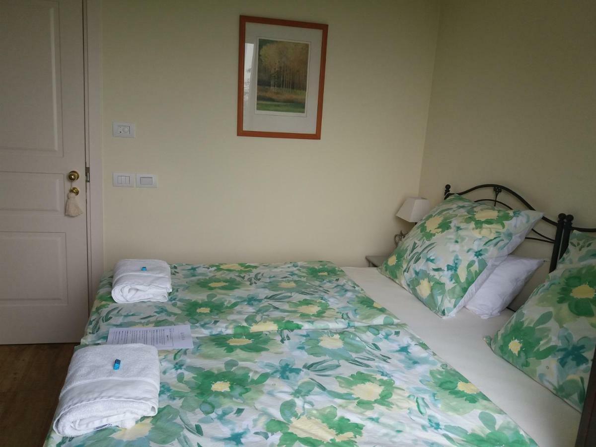 Vigliano d'Asti Alta Villa The Countryhouse Adults Only Boutique Bnb מראה חיצוני תמונה