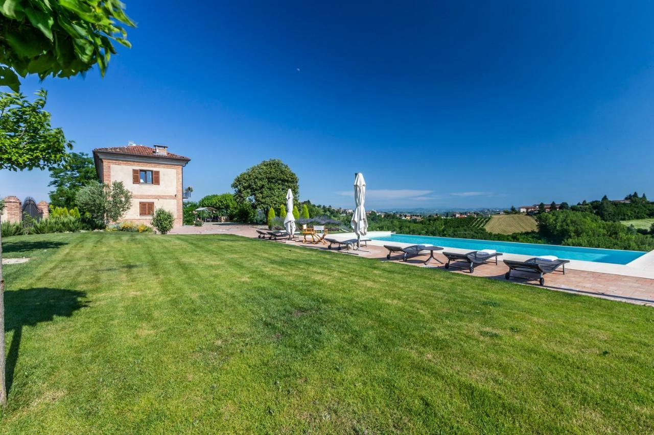 Vigliano d'Asti Alta Villa The Countryhouse Adults Only Boutique Bnb מראה חיצוני תמונה