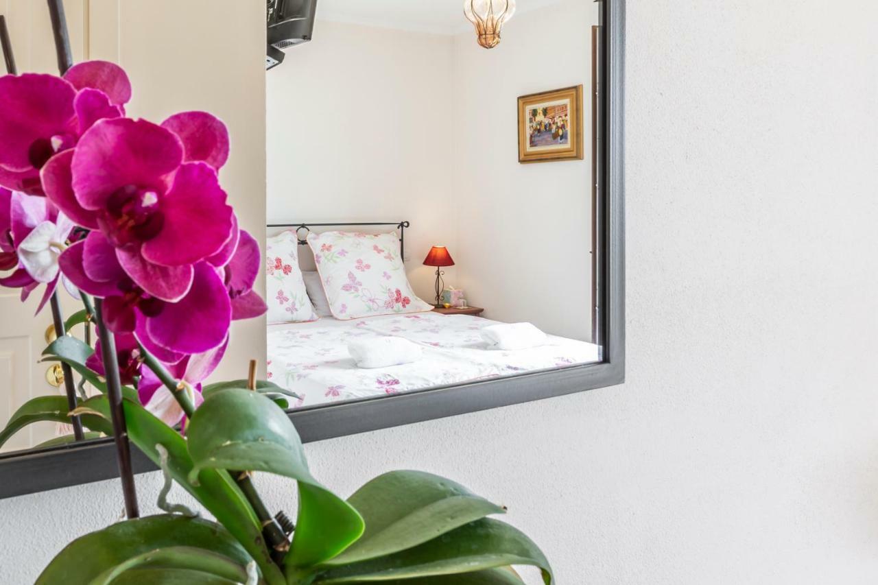 Vigliano d'Asti Alta Villa The Countryhouse Adults Only Boutique Bnb מראה חיצוני תמונה